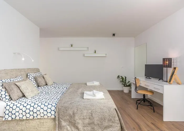 Paolo By Seeadria Agency Pensjonat